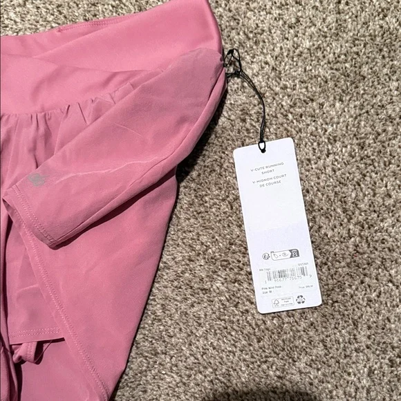 ALO V-Cute Running Short - Picture 6 of 6